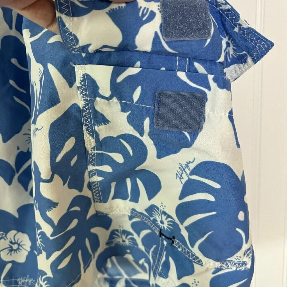 Tommy Hilfiger Mens Medium Blue White Tropical Hula Girl Print Swim Short Trunks